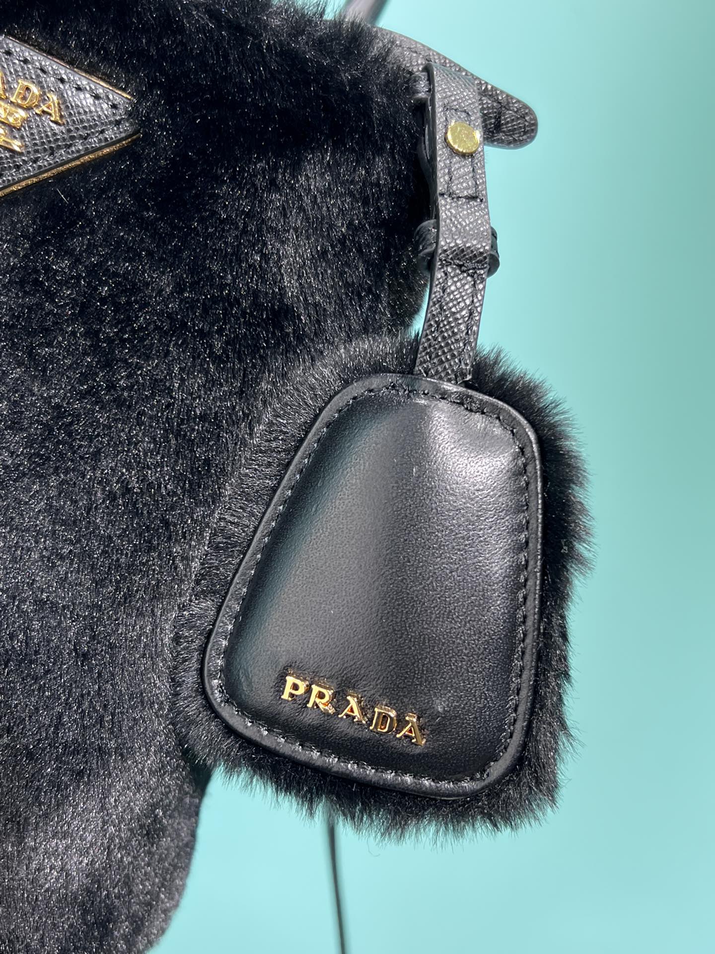 PRADA BAG