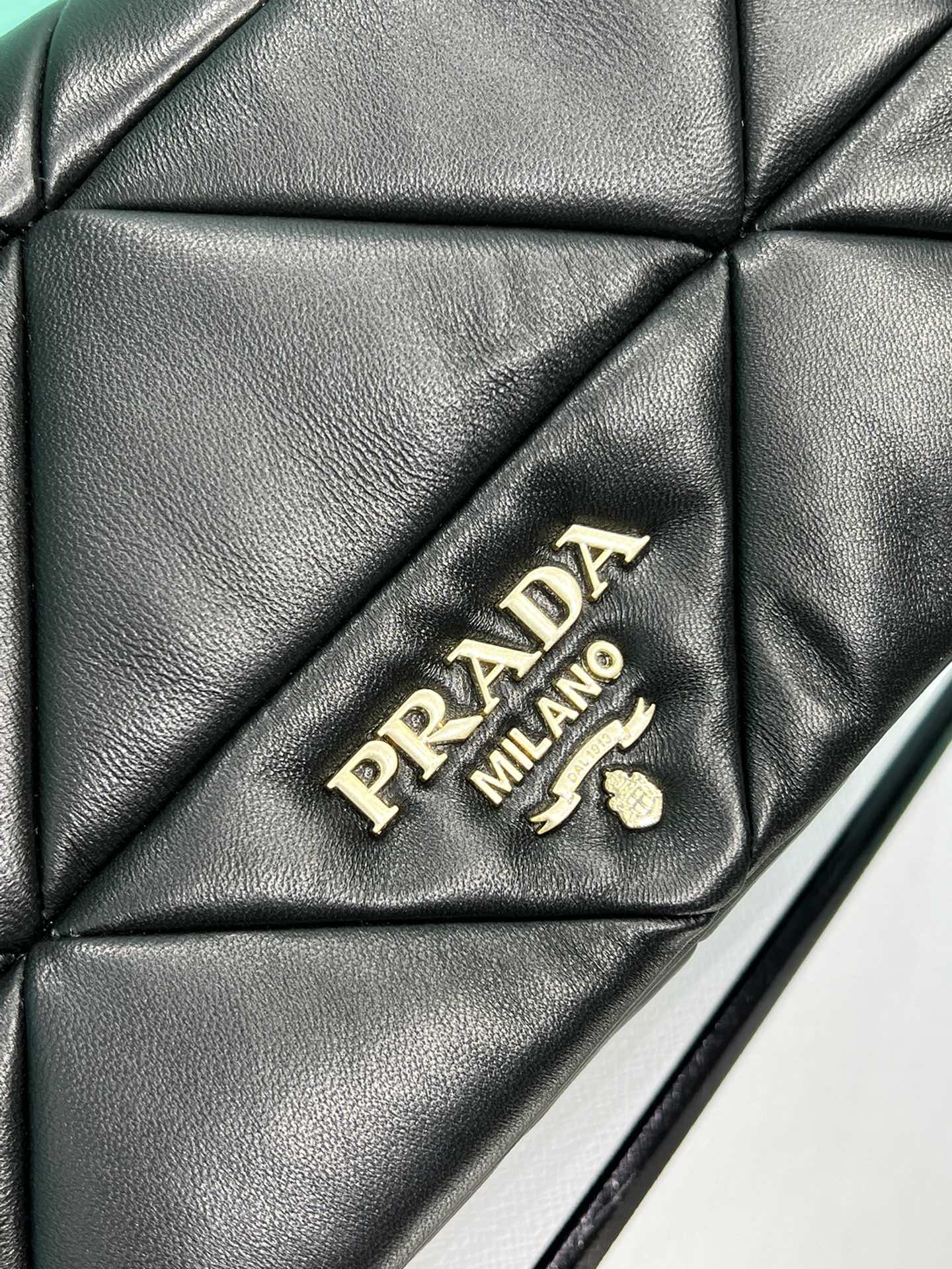 PRADA BAG