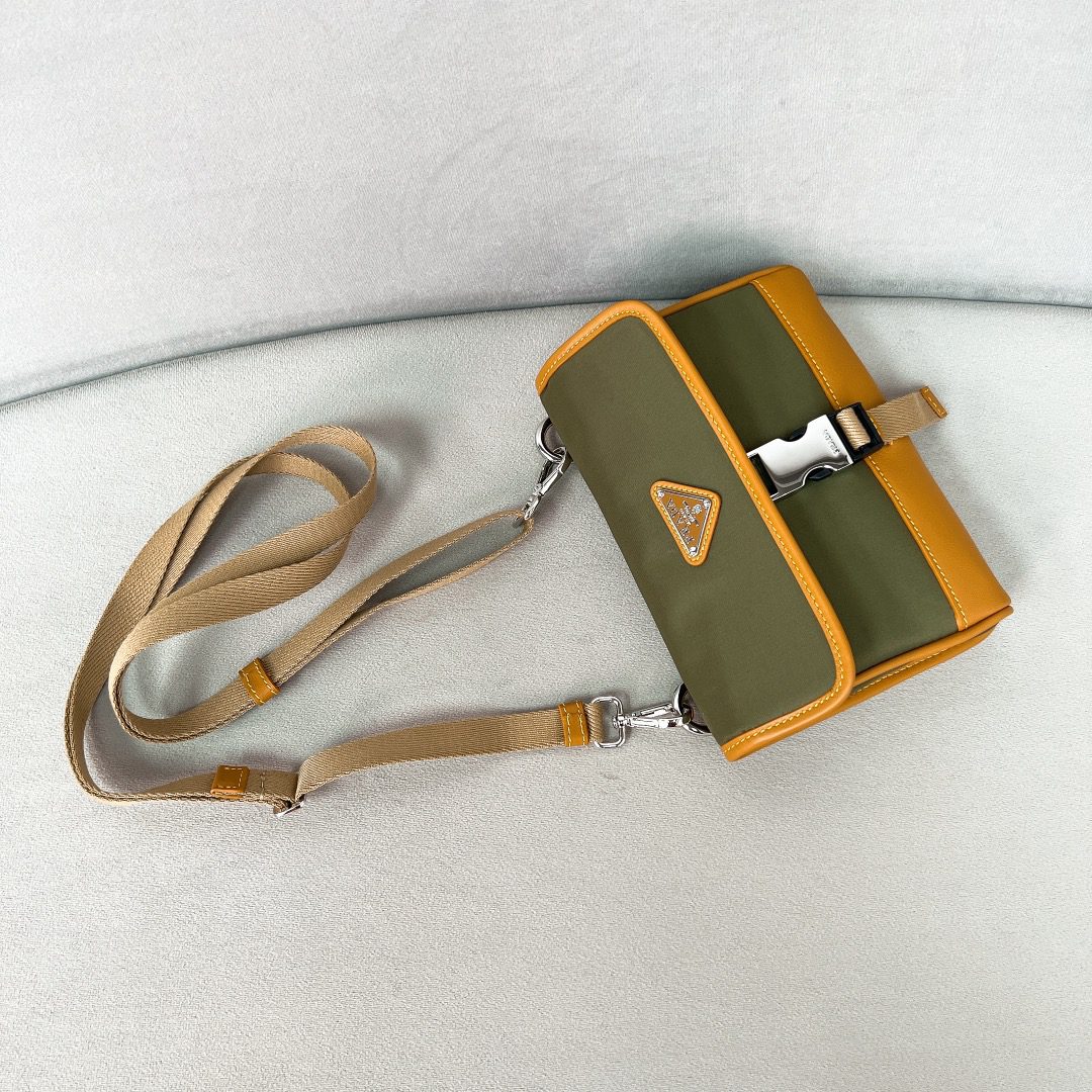 PRADA BAG