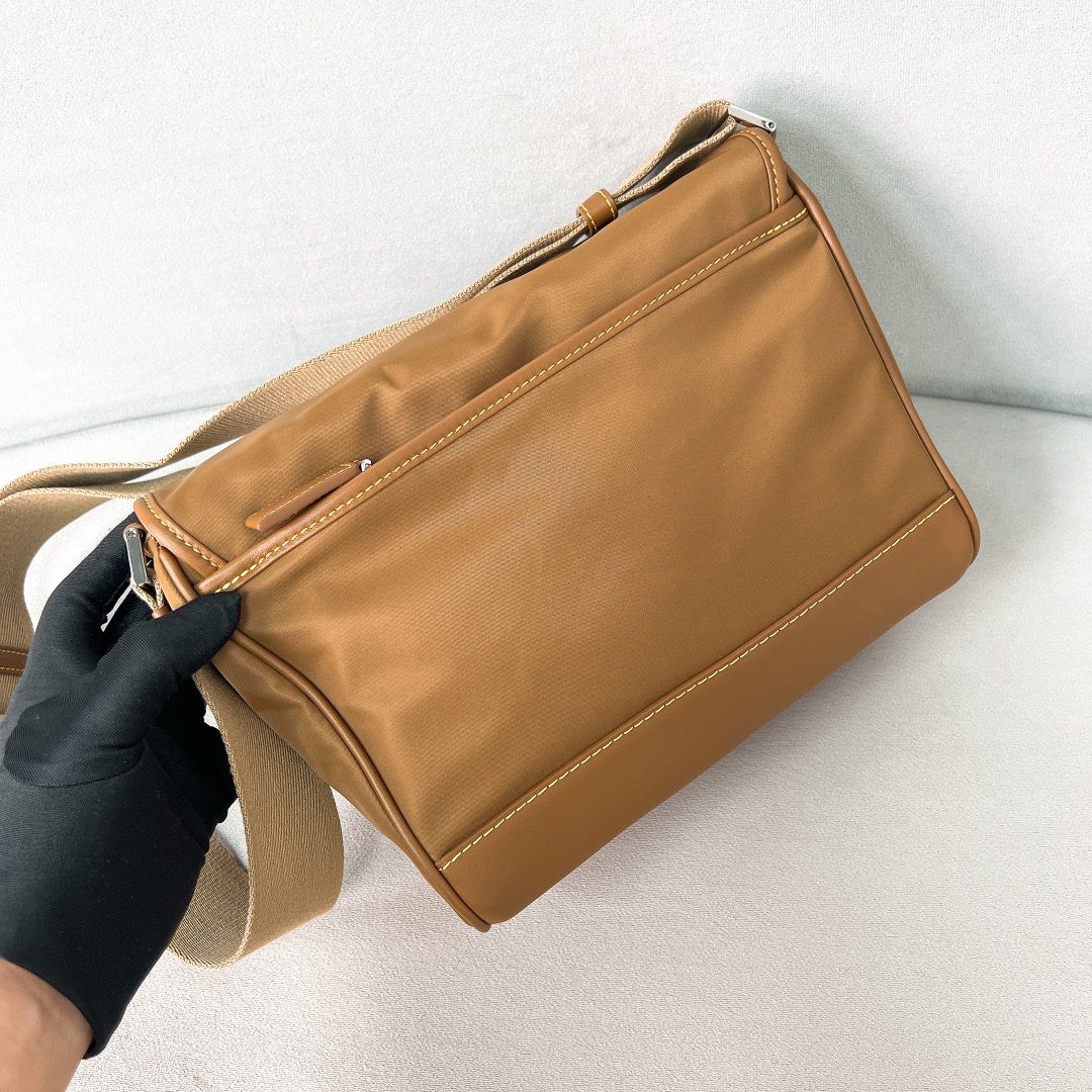 PRADA BAG
