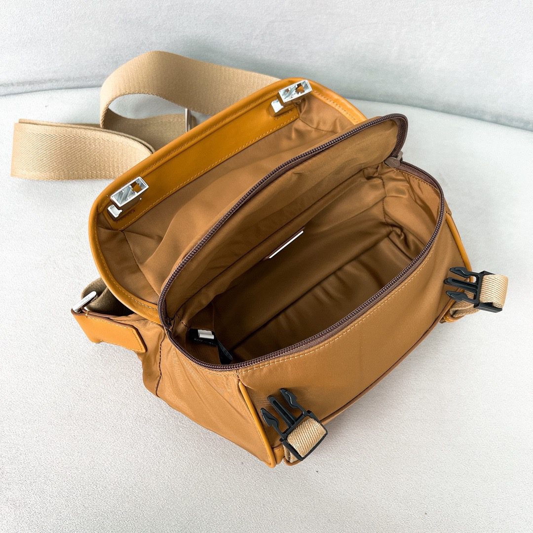 PRADA BAG