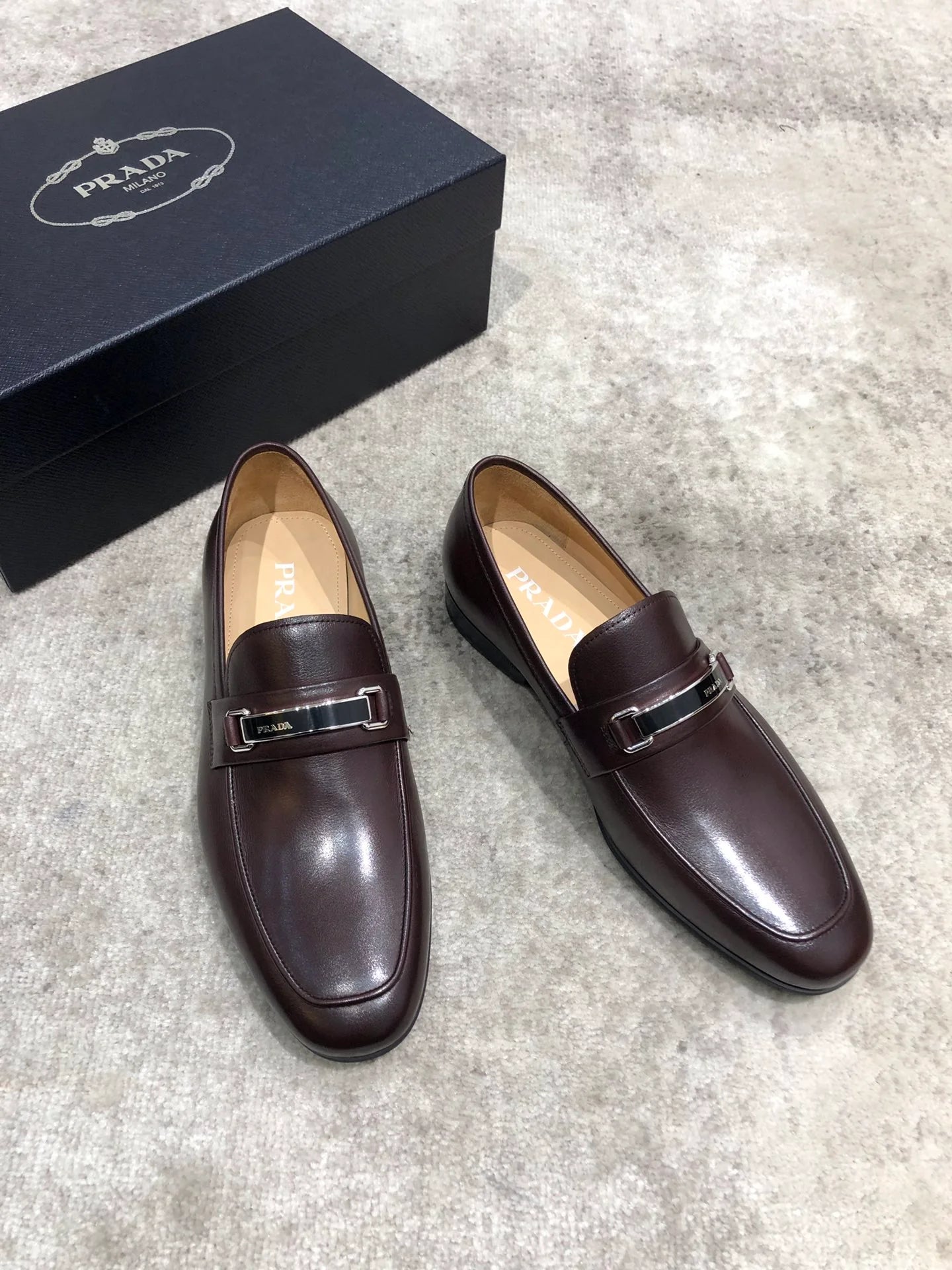 PRADA LOAFER