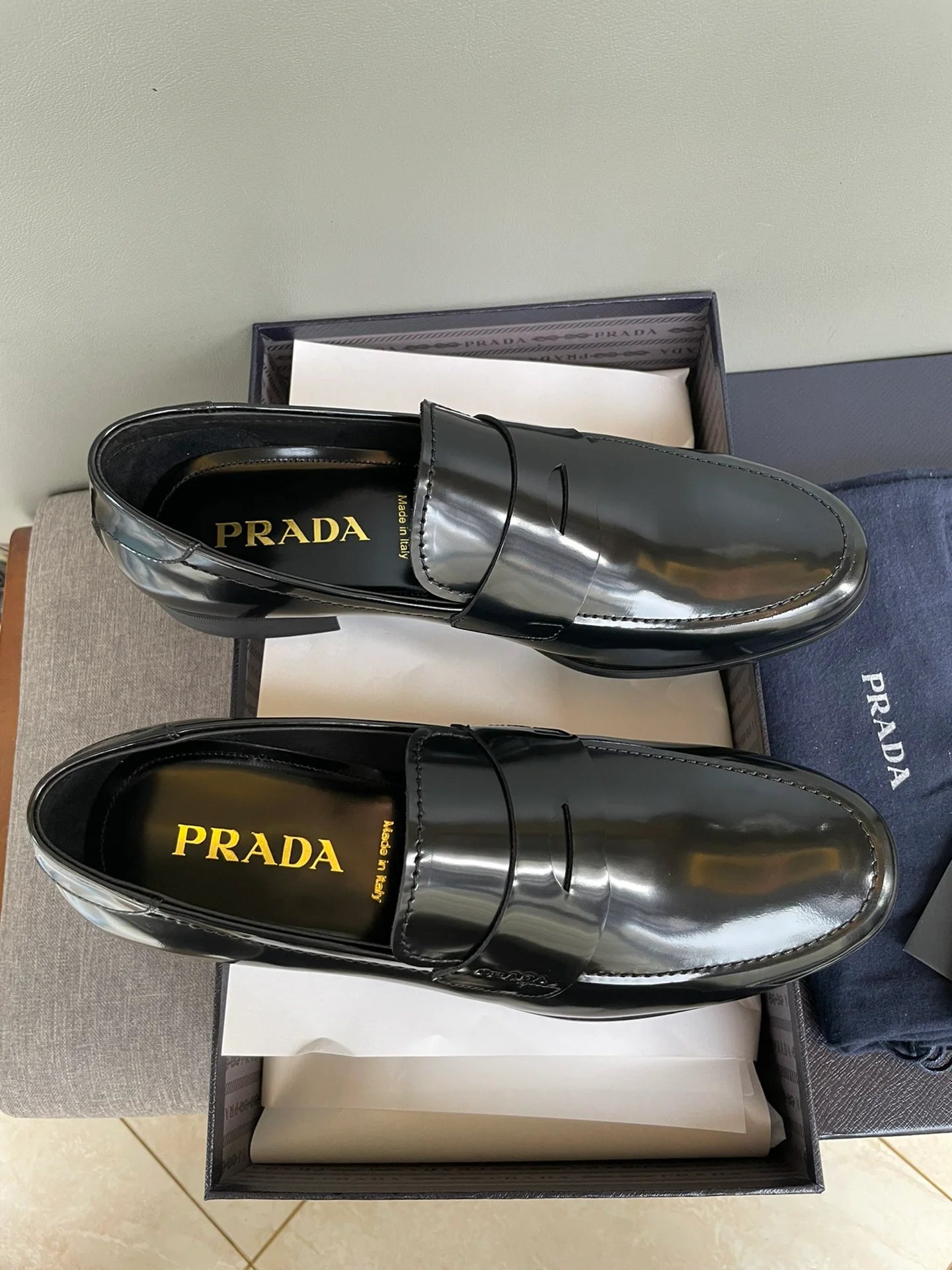 PRADA LOAFER