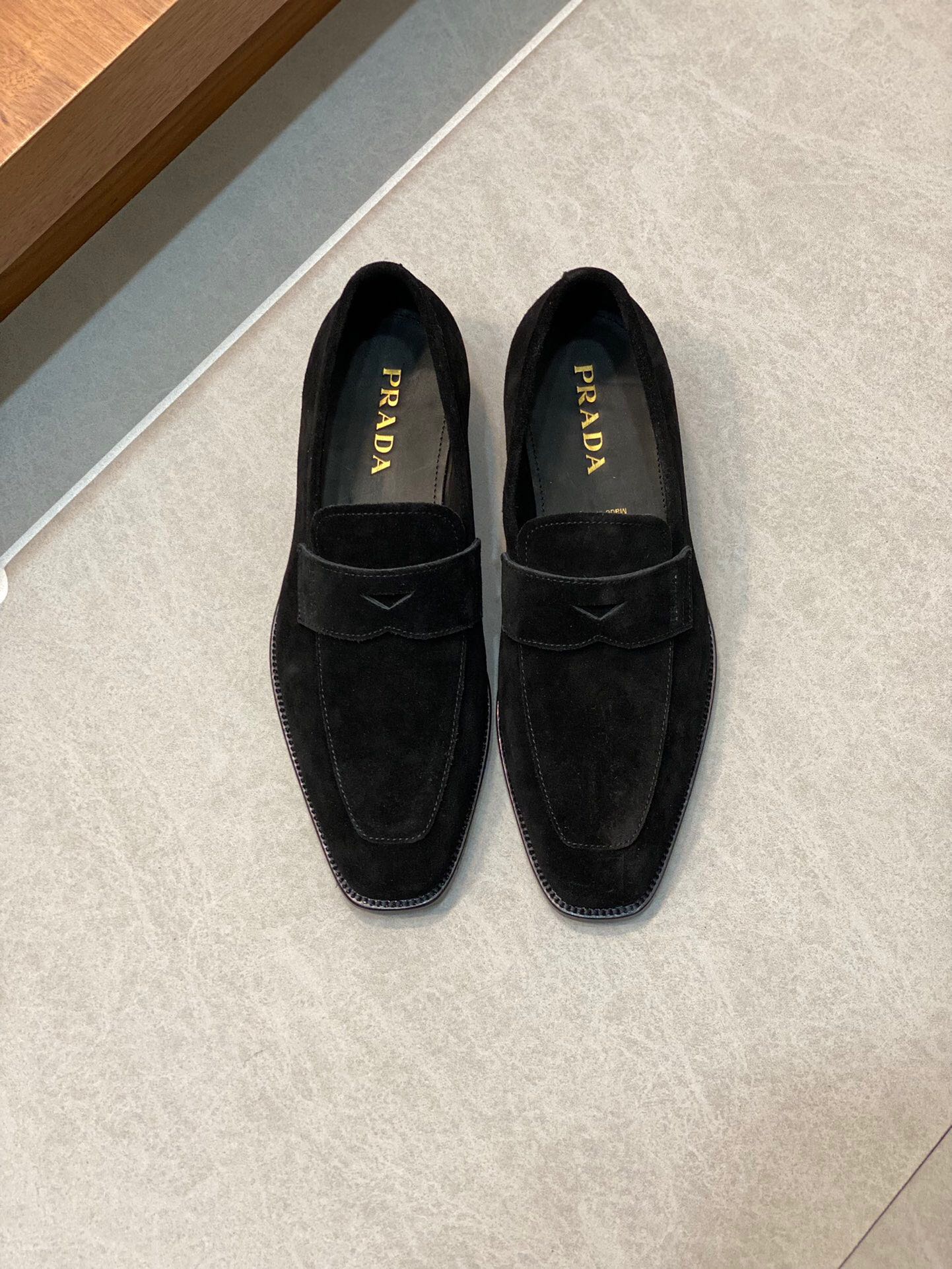 PRADA LOAFER