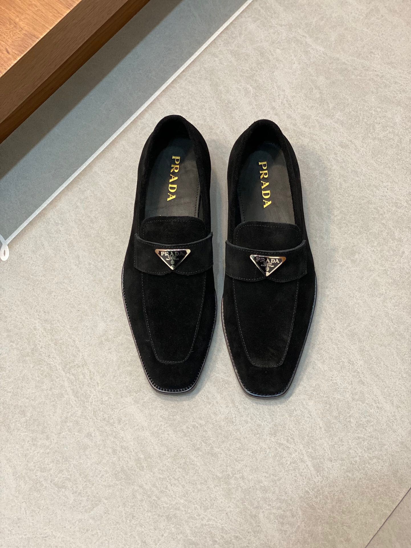 PRADA LOAFER