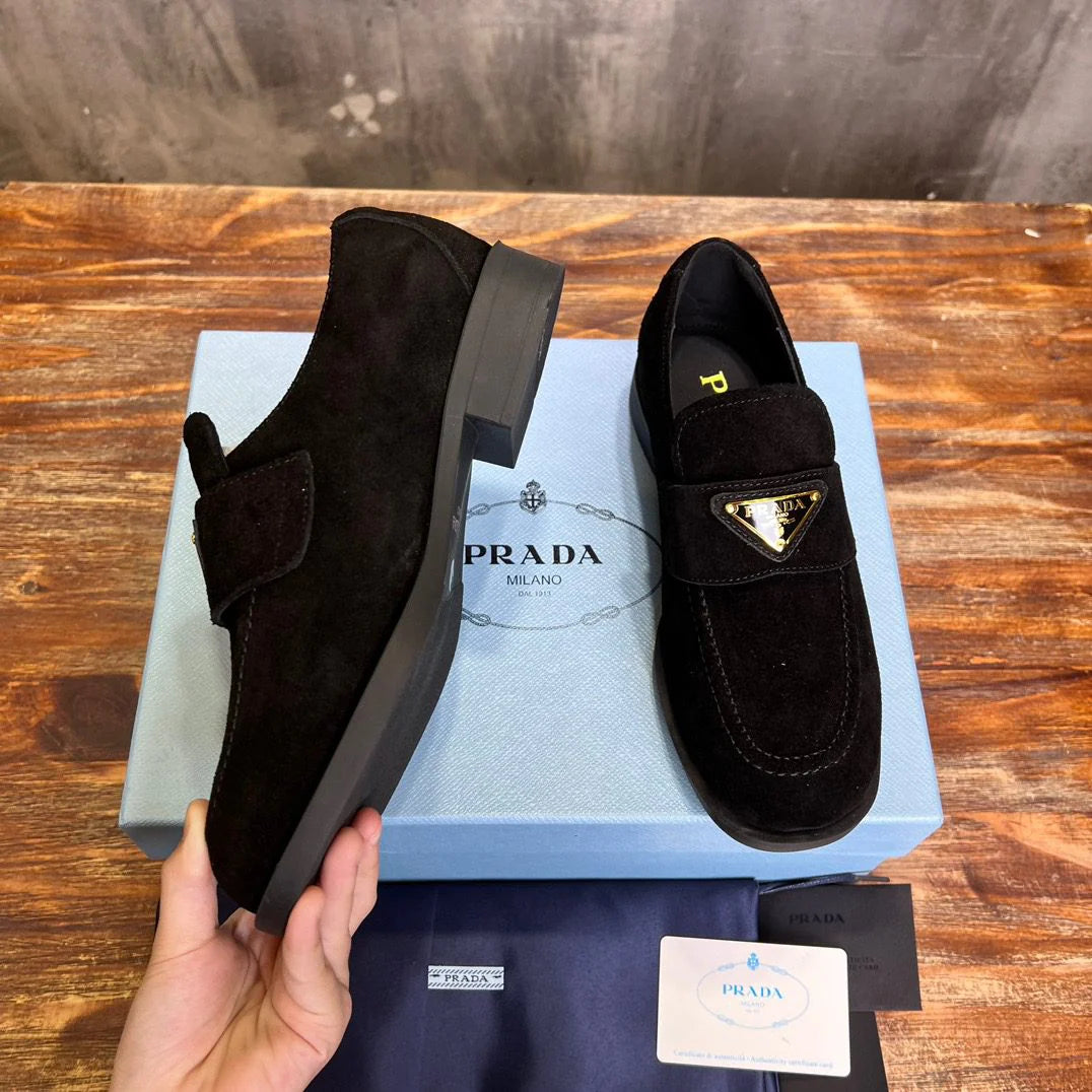 PRADA LOAFER