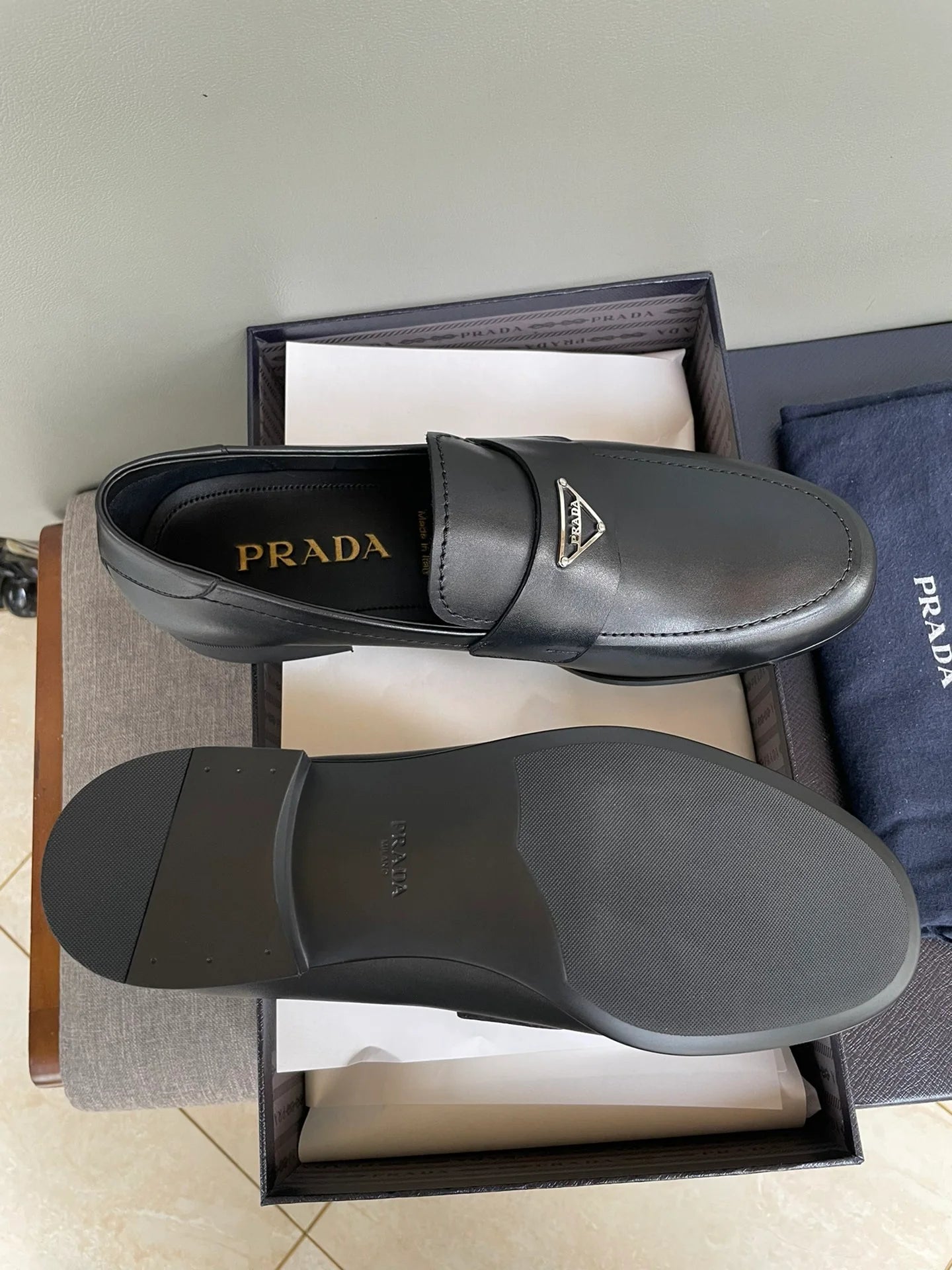 PRADA LOAFER