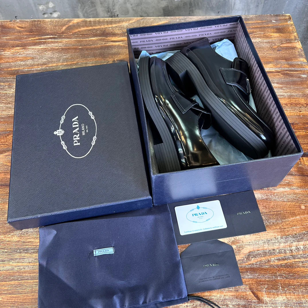 PRADA LOAFER