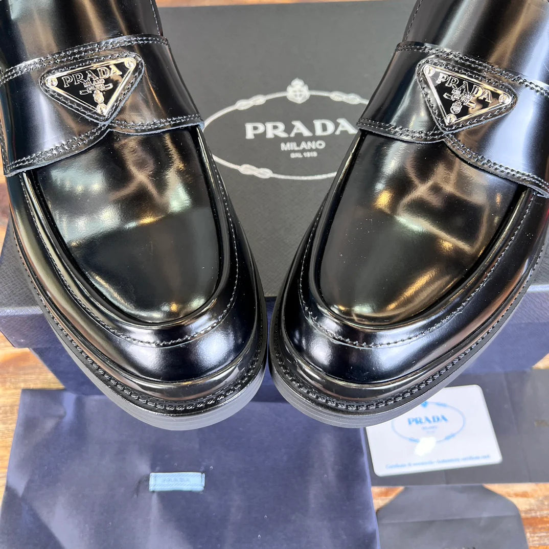 PRADA LOAFER