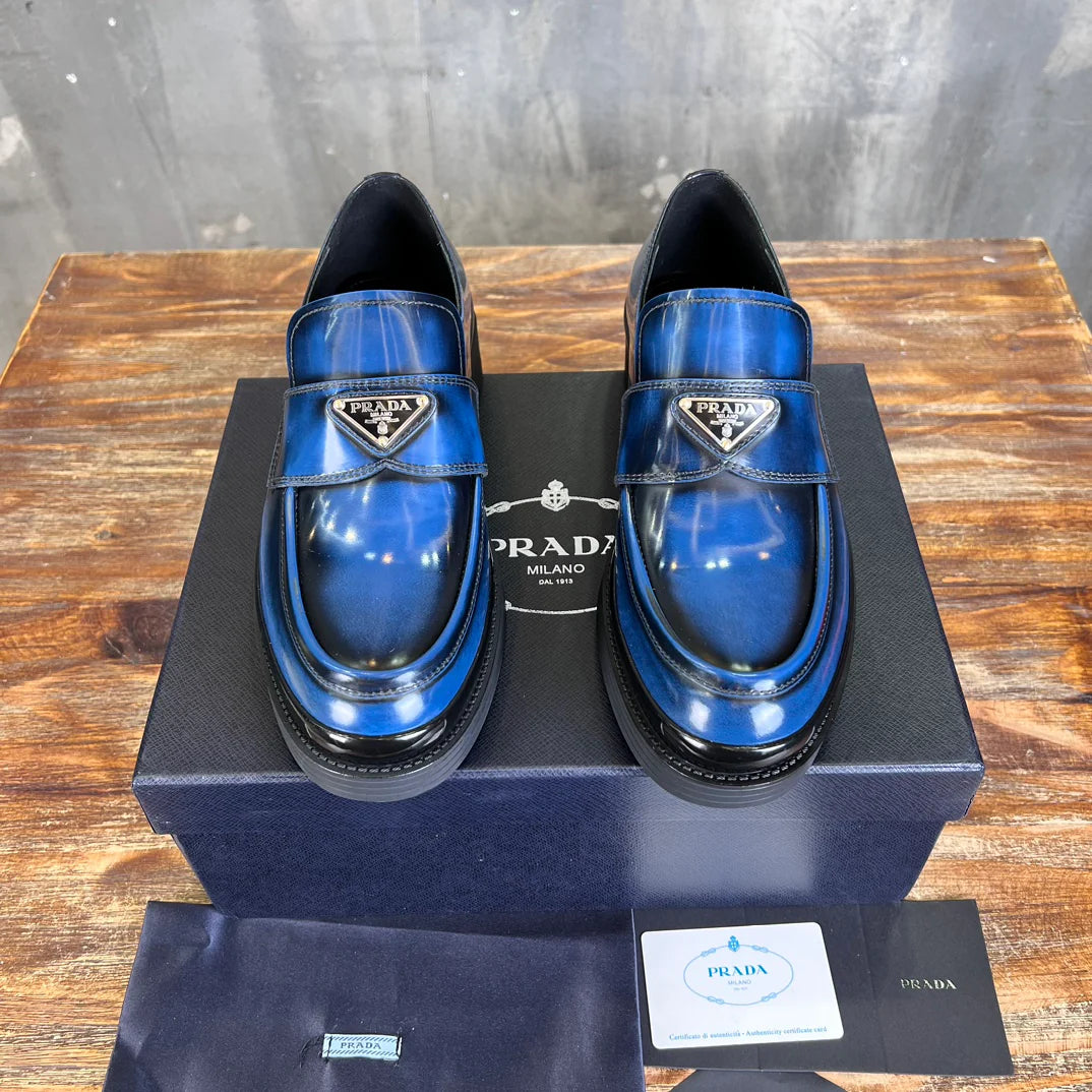 PRADA LOAFER