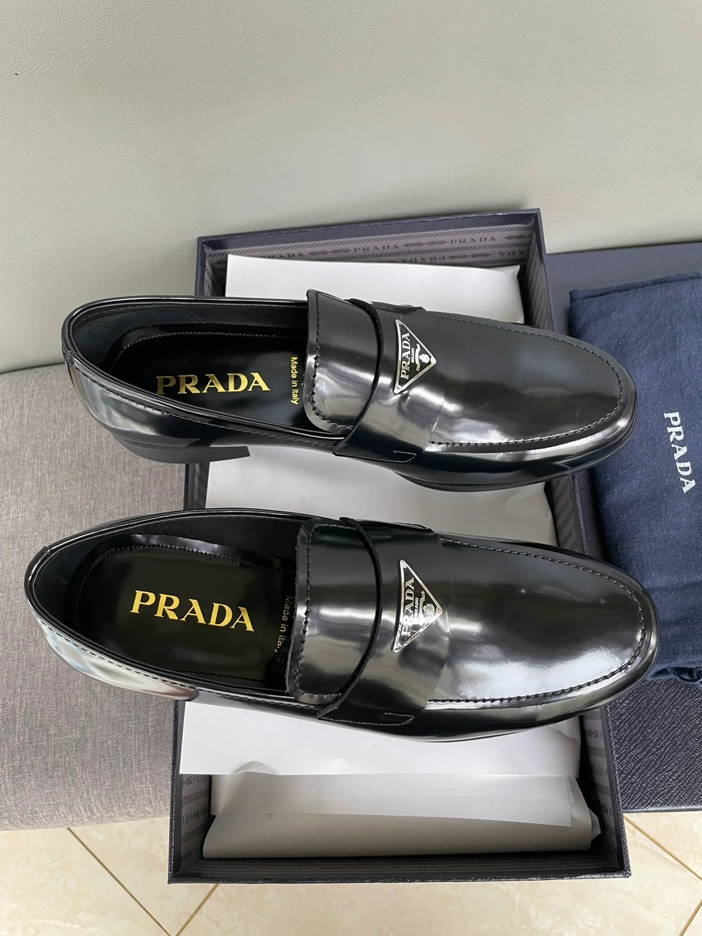 PRADA LOAFER
