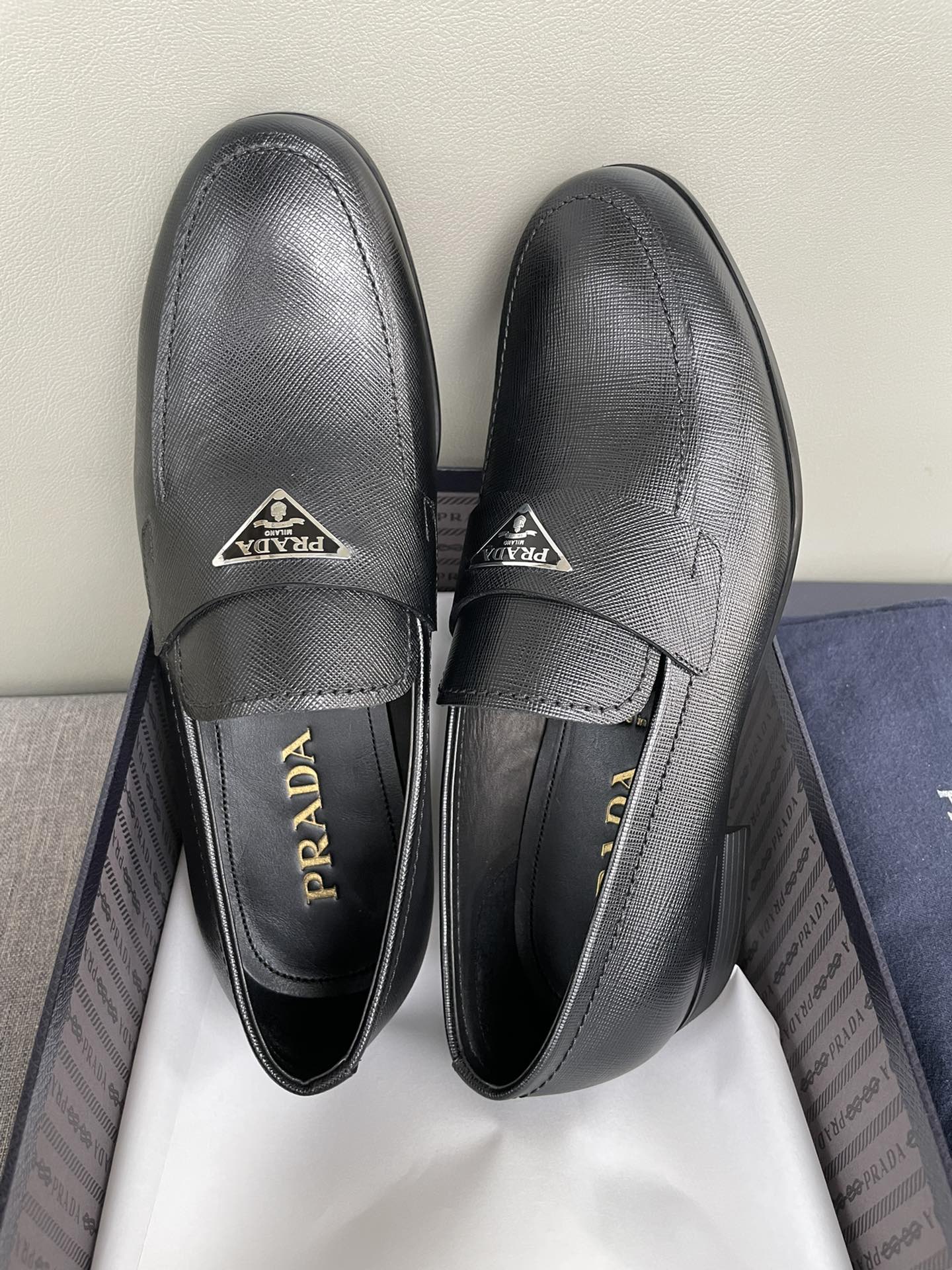 PRADA LOAFER