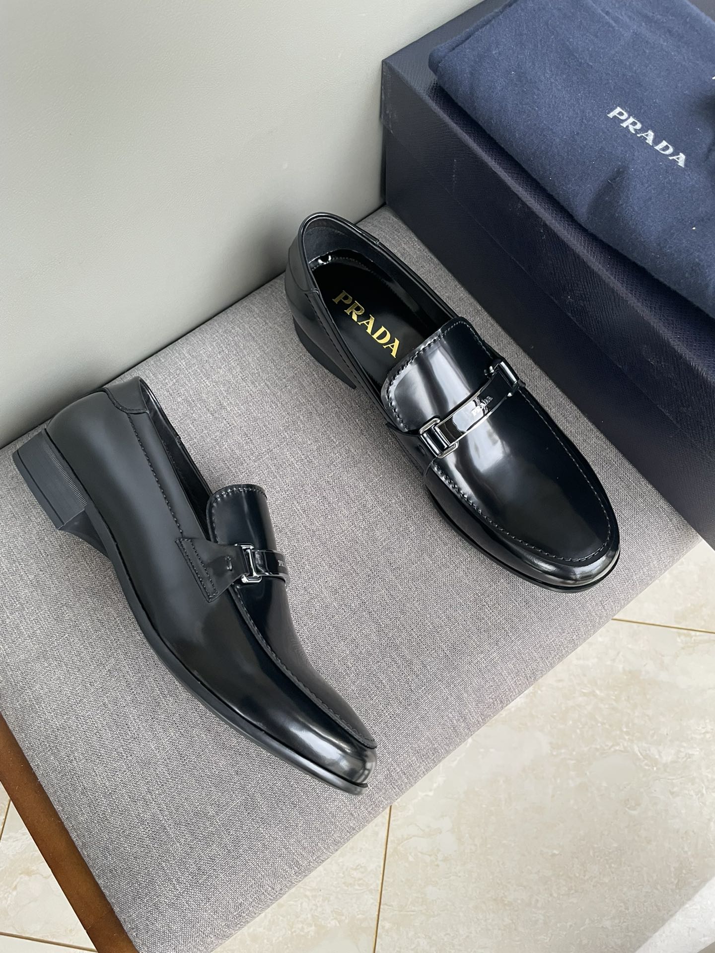 PRADA LOAFER