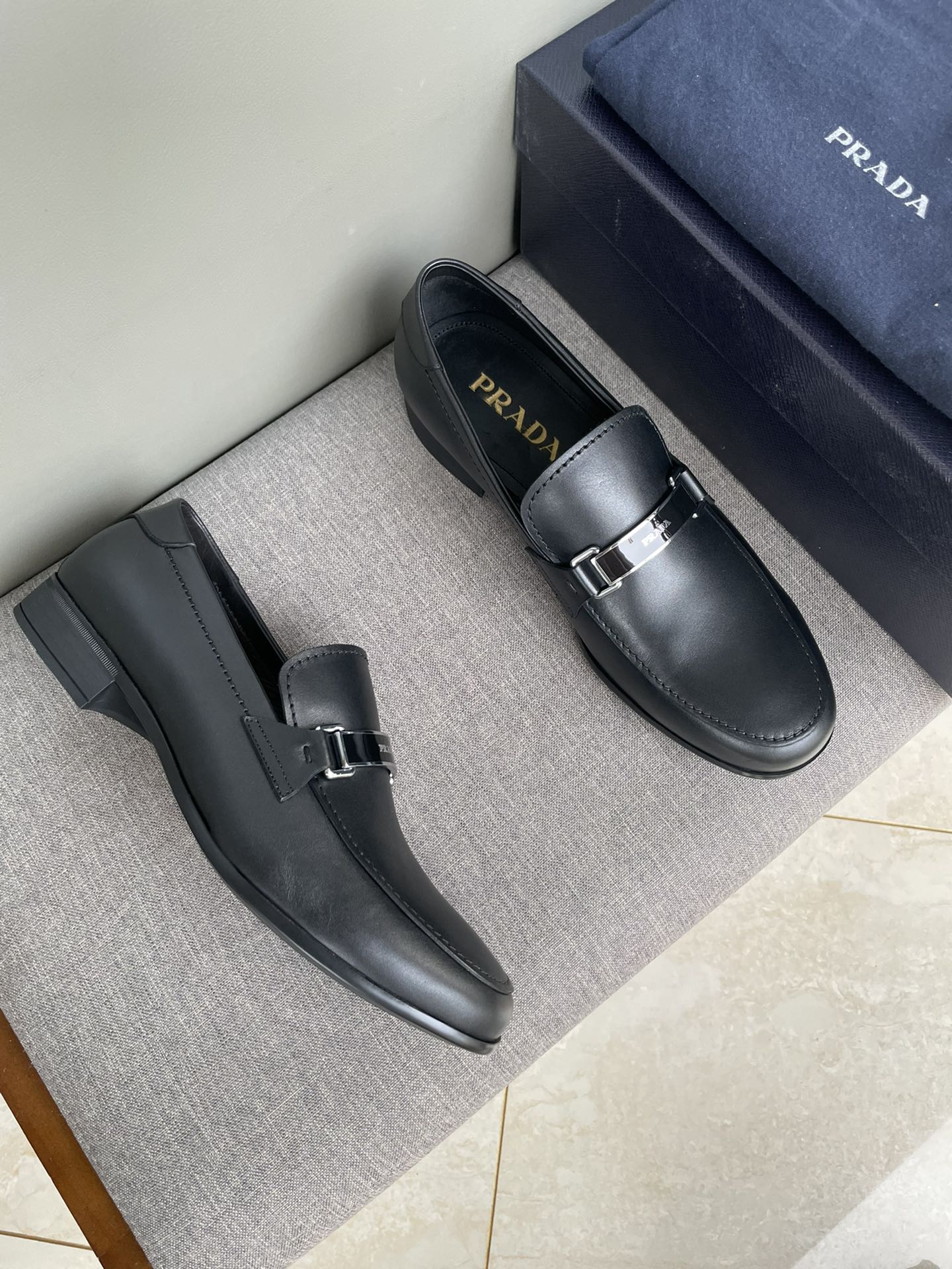 PRADA LOAFER