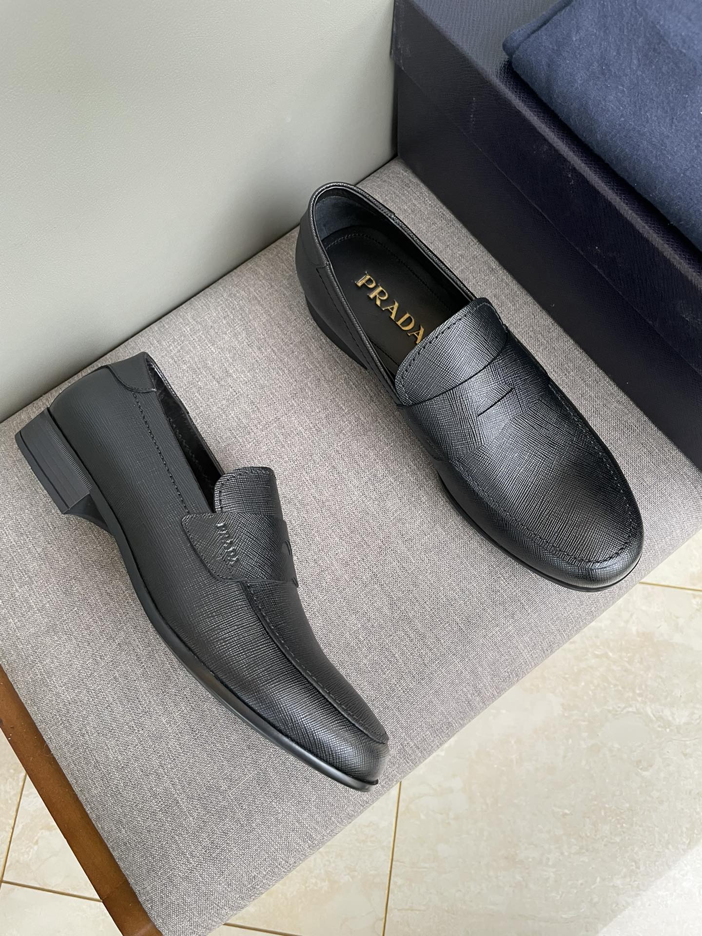 PRADA LOAFER