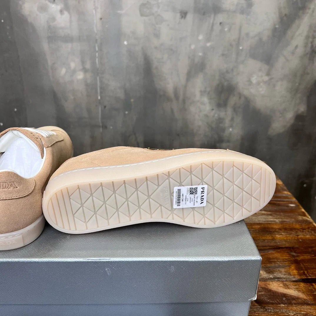 PRADA SNEAKER