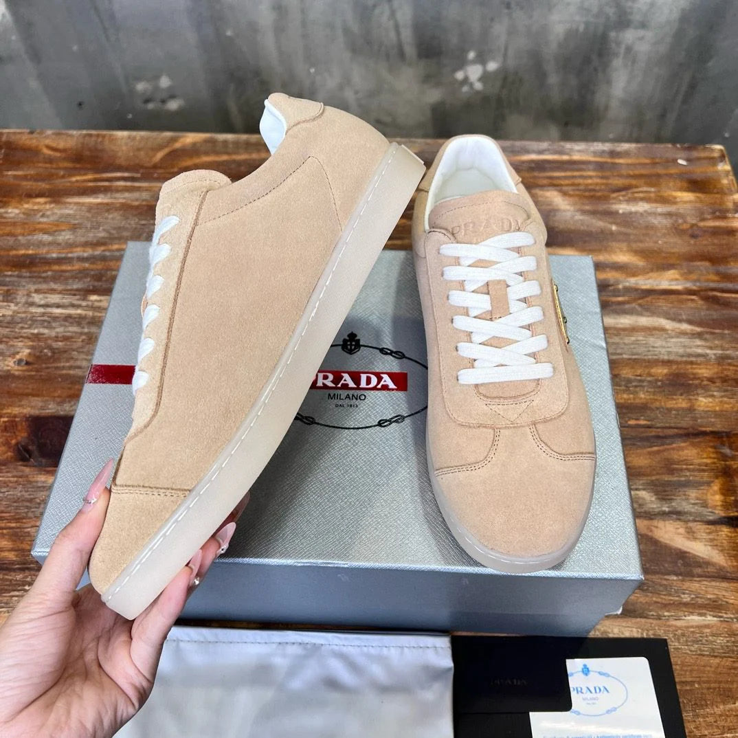 PRADA SNEAKER