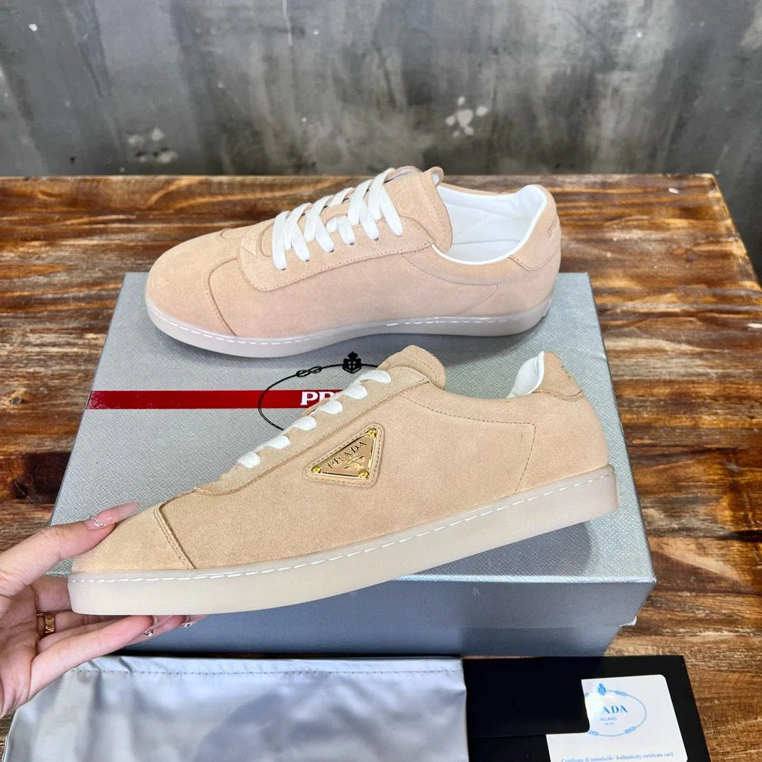 PRADA SNEAKER