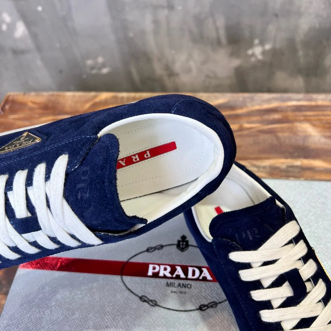 PRADA SNEAKER