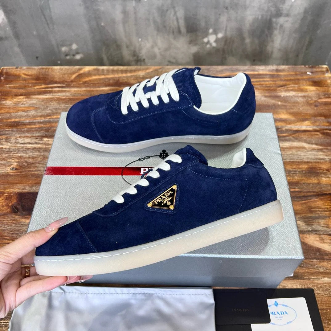 PRADA SNEAKER