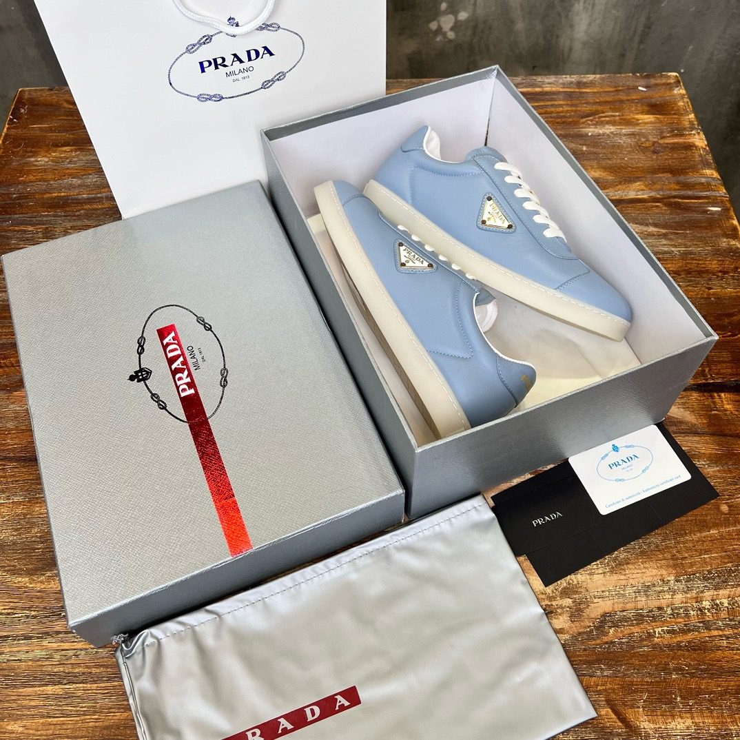 PRADA SNEAKER