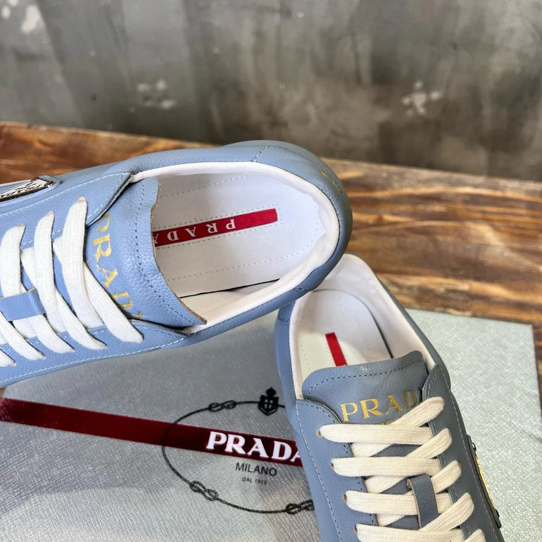 PRADA SNEAKER
