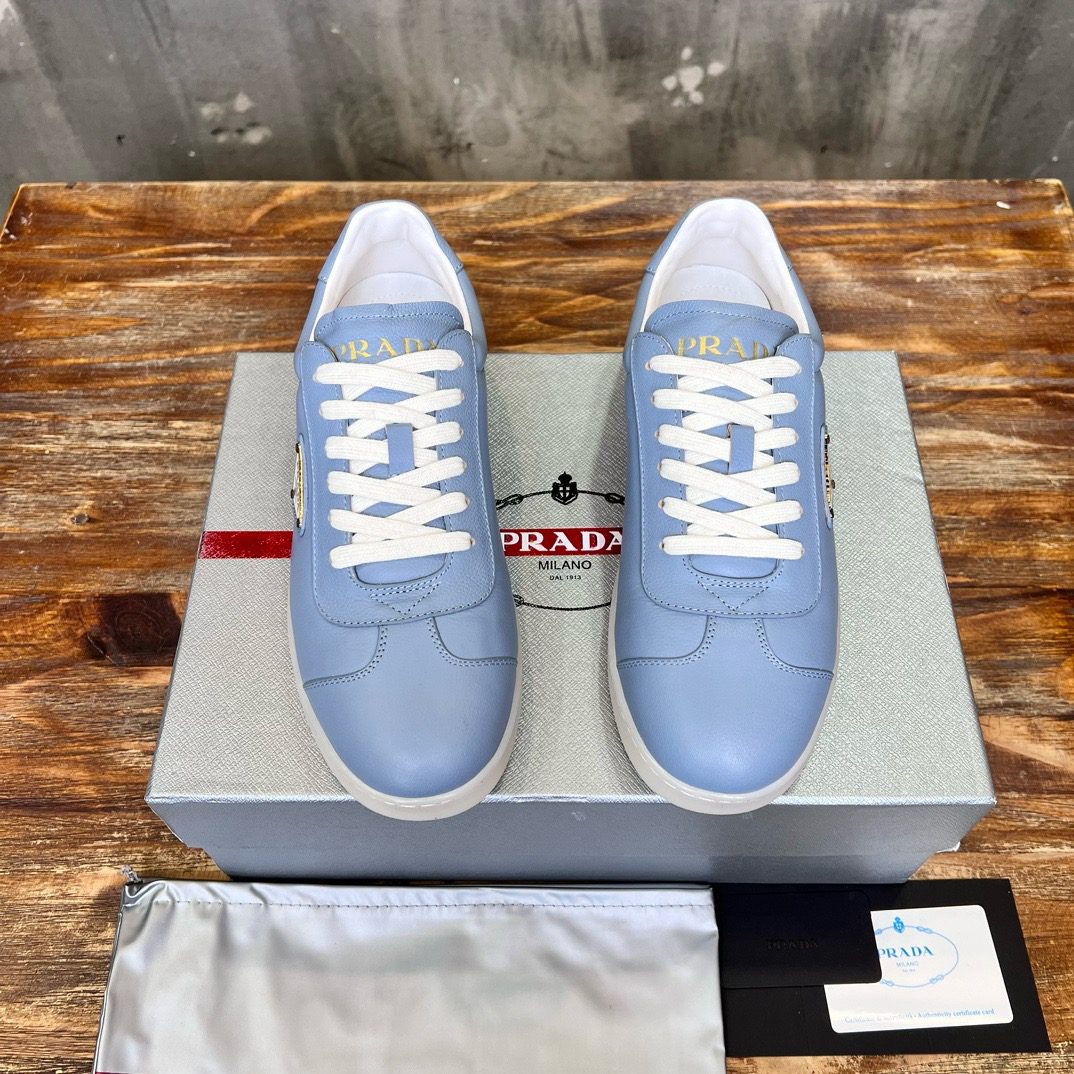 PRADA SNEAKER