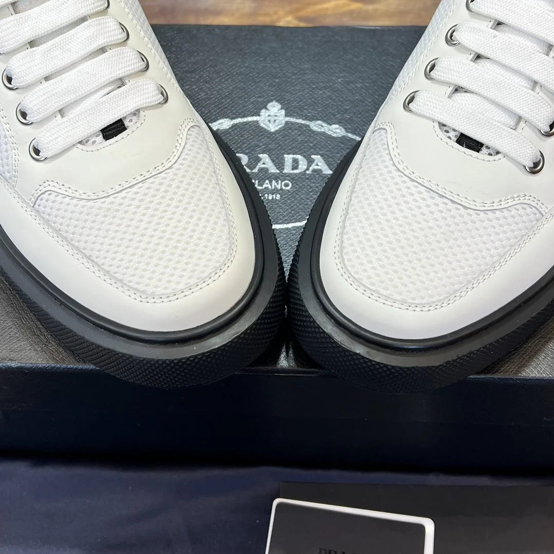 PRADA SNEAKER