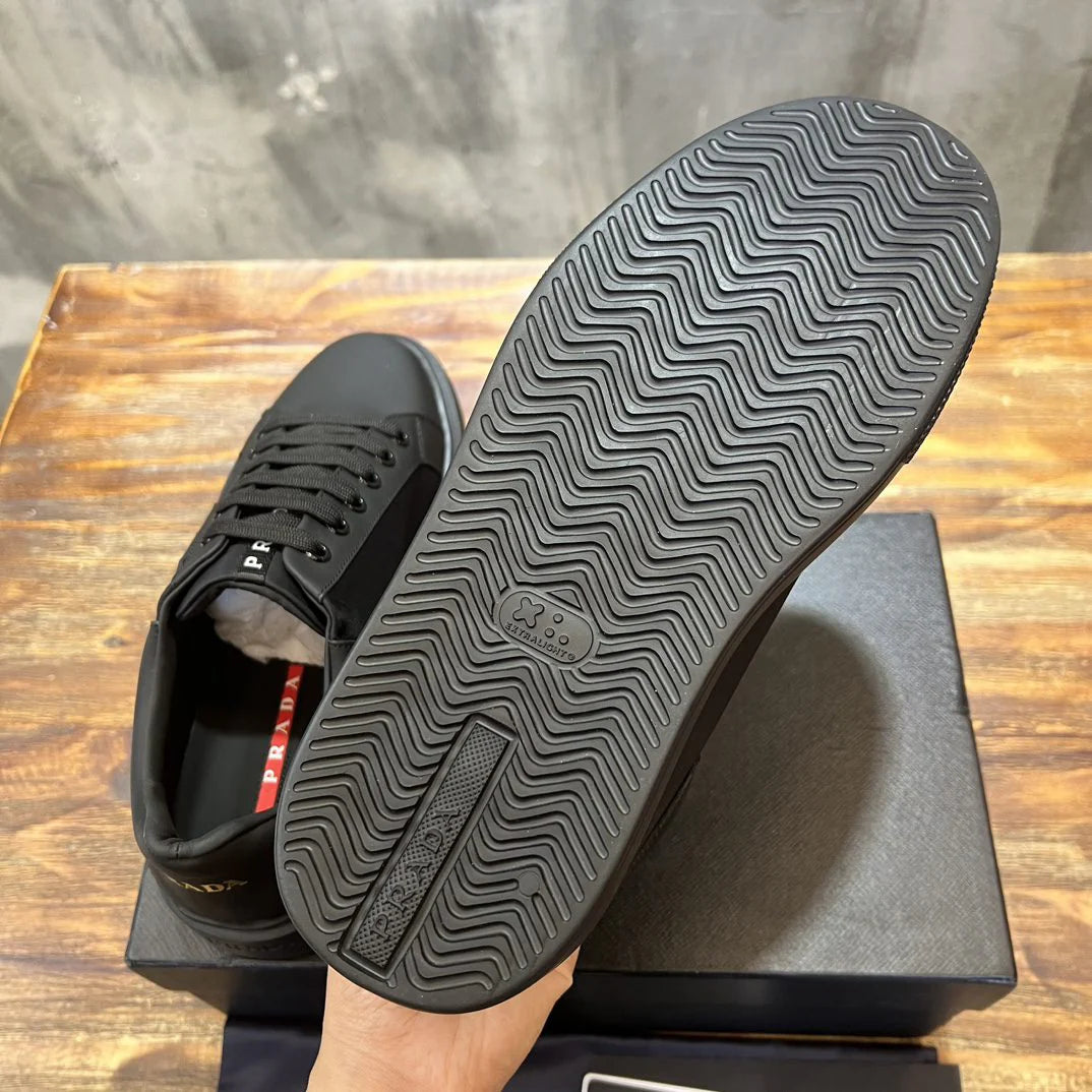 PRADA SNEAKER