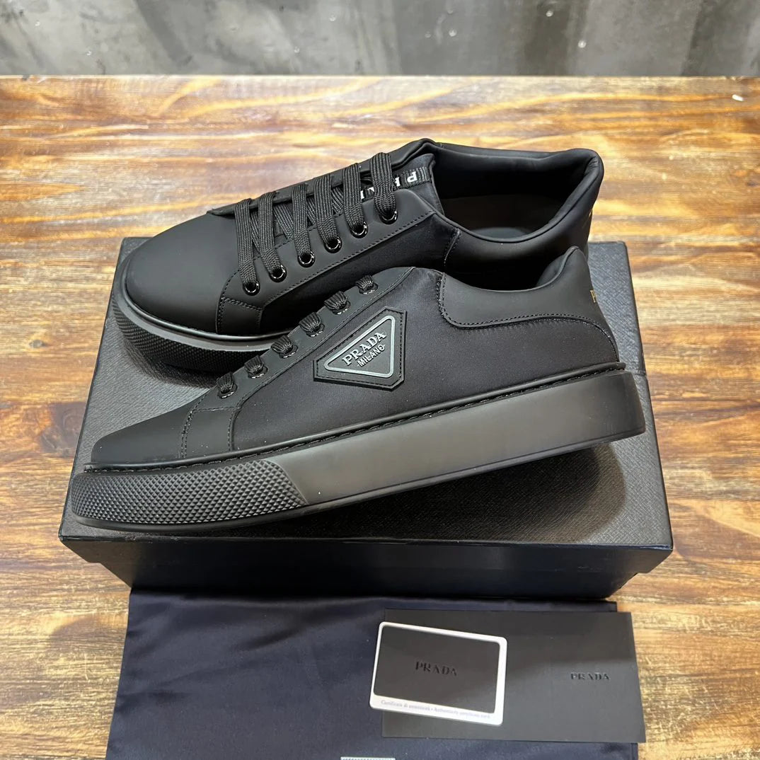 PRADA SNEAKER