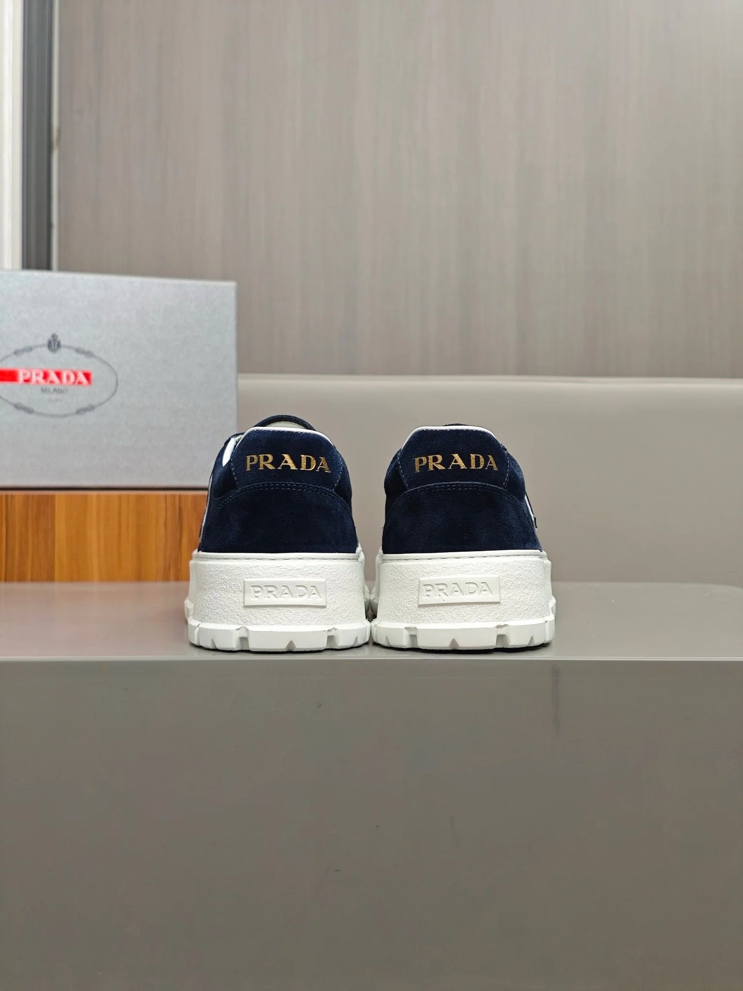 PRADA SNEAKER