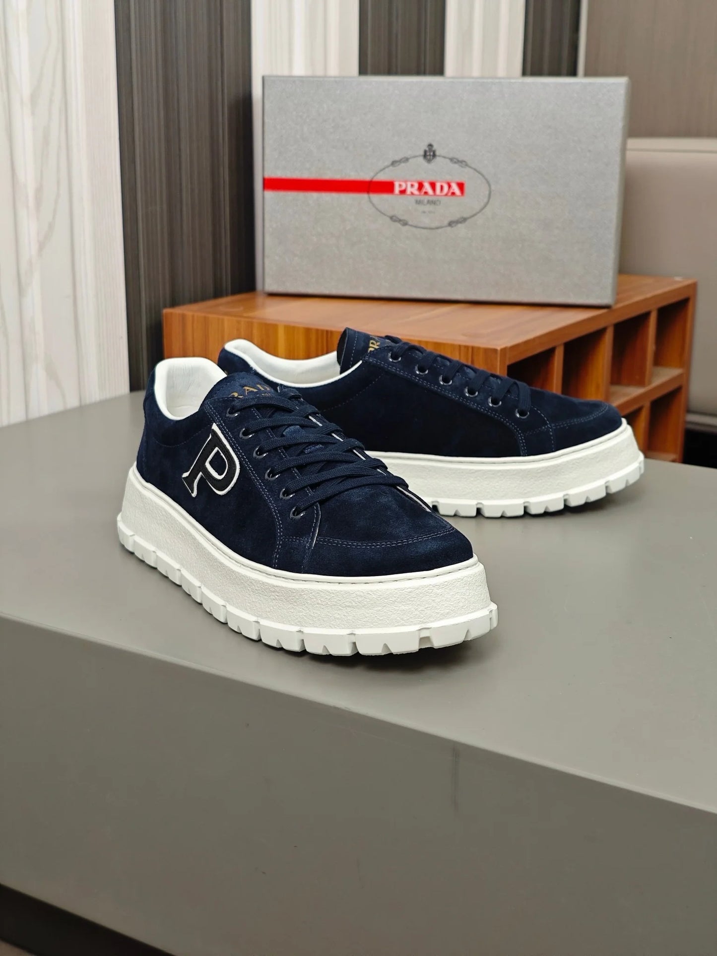 PRADA SNEAKER
