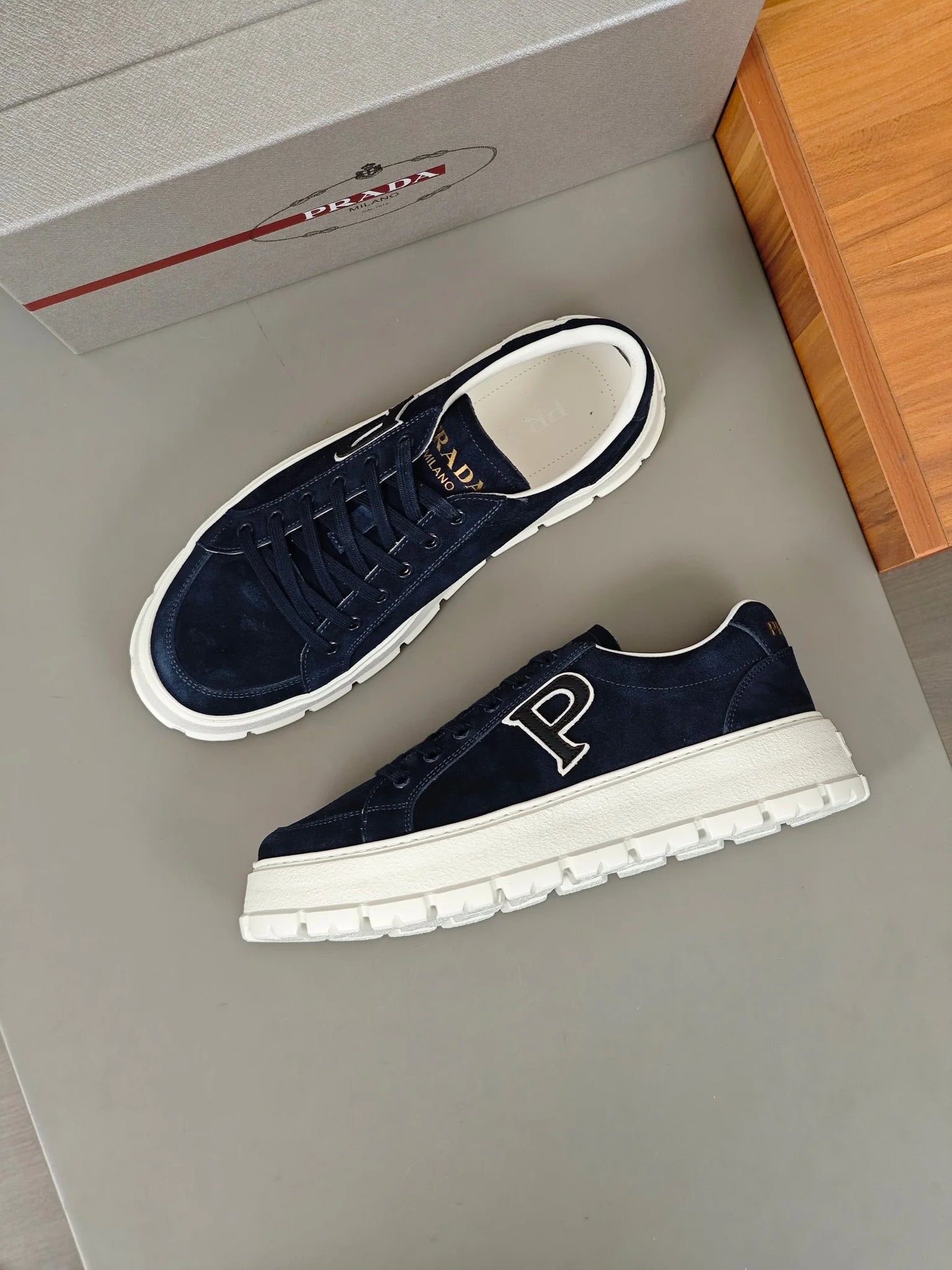 PRADA SNEAKER