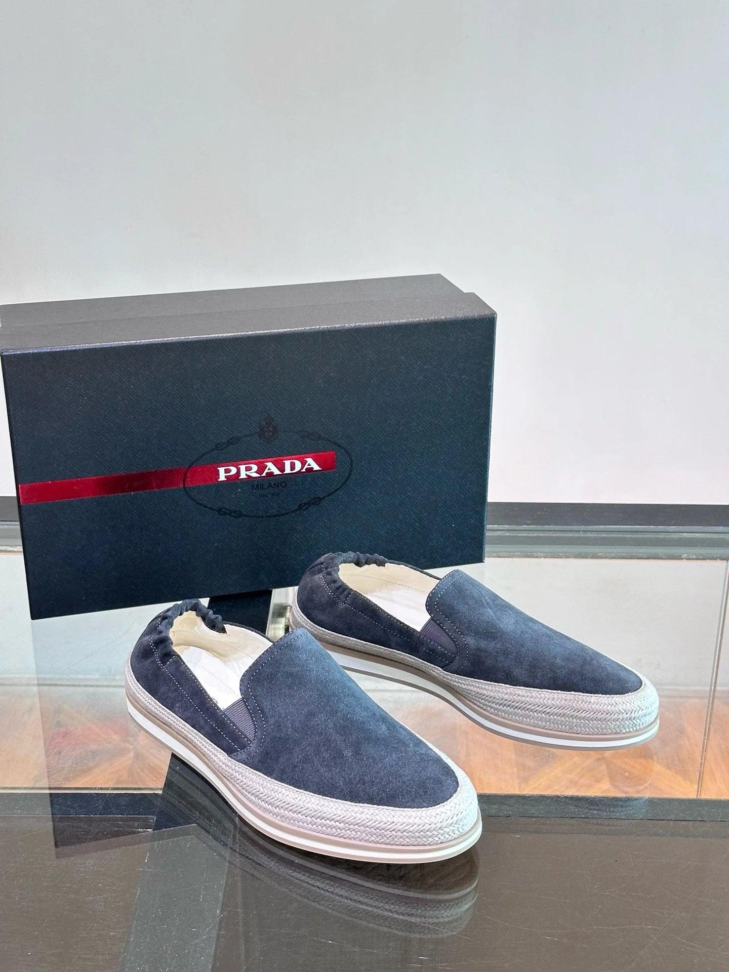 PRADA SNEAKER