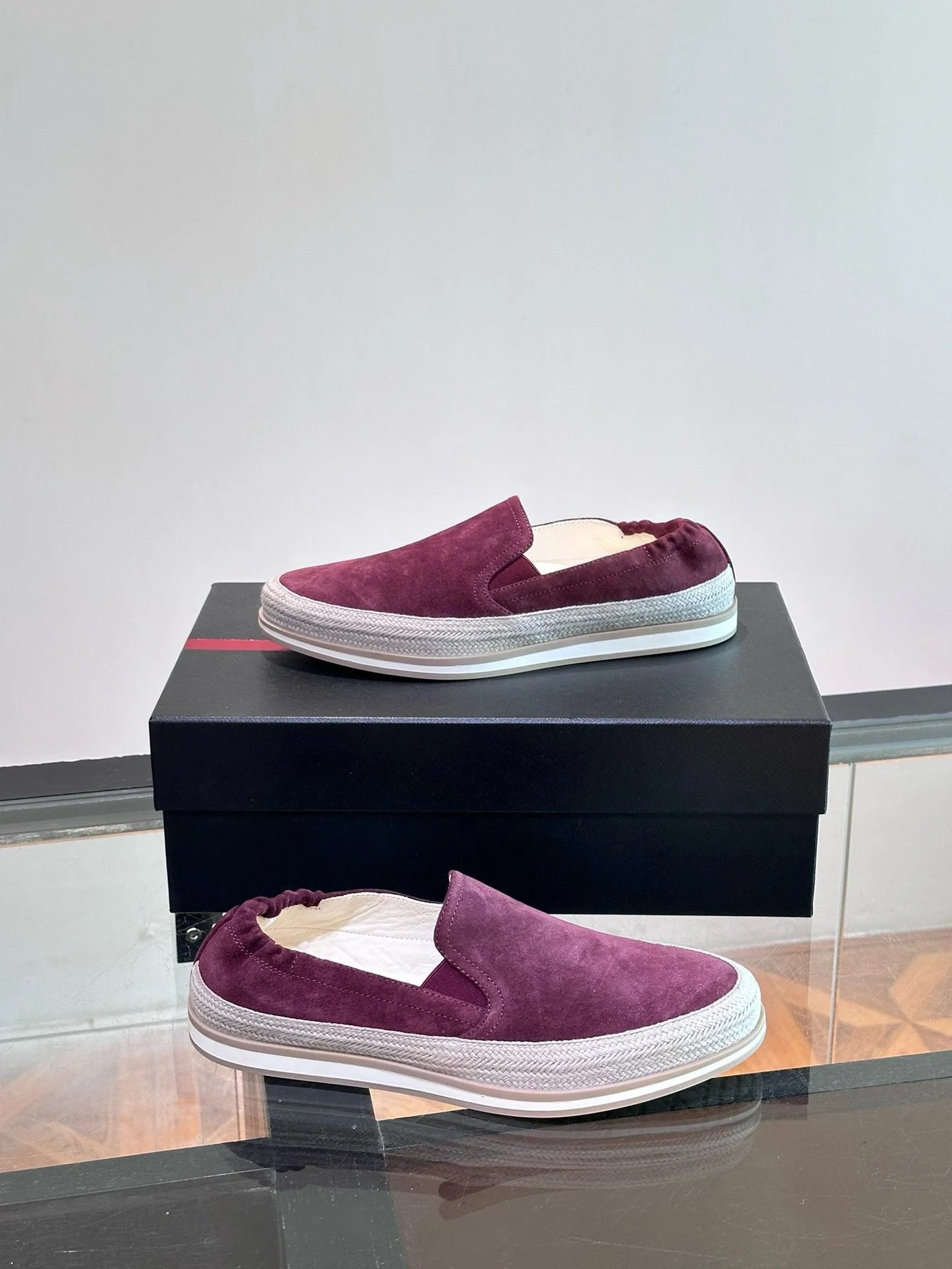 PRADA SNEAKER