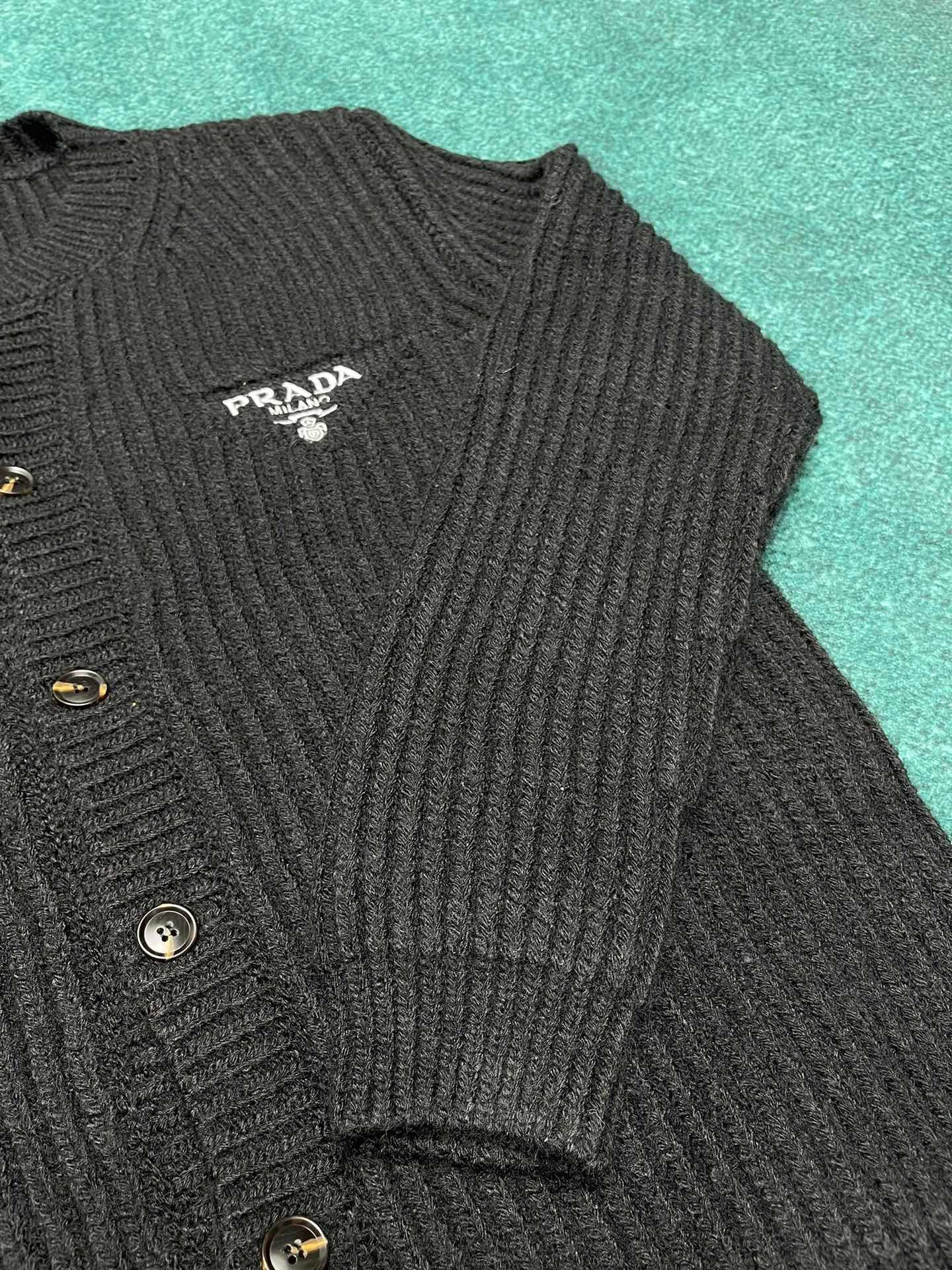 PRADA SWEATER