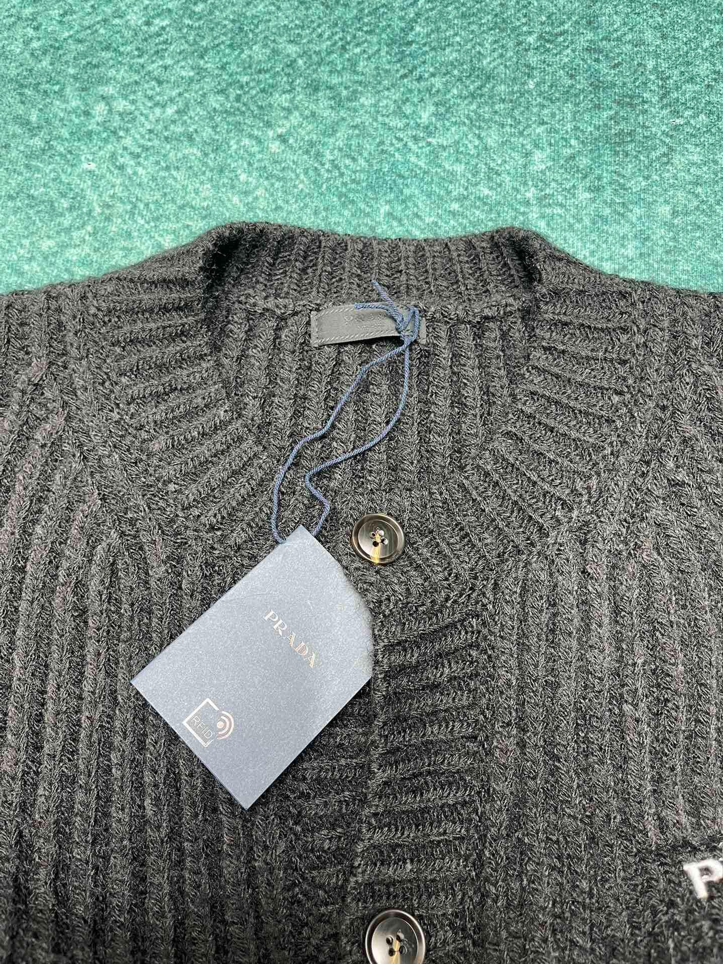 PRADA SWEATER