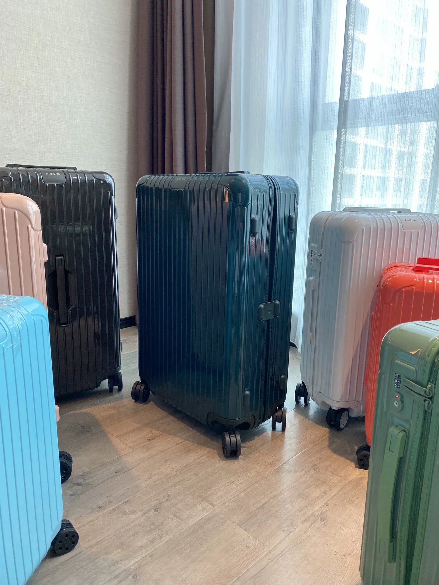 RIMOWA LUGGAGE