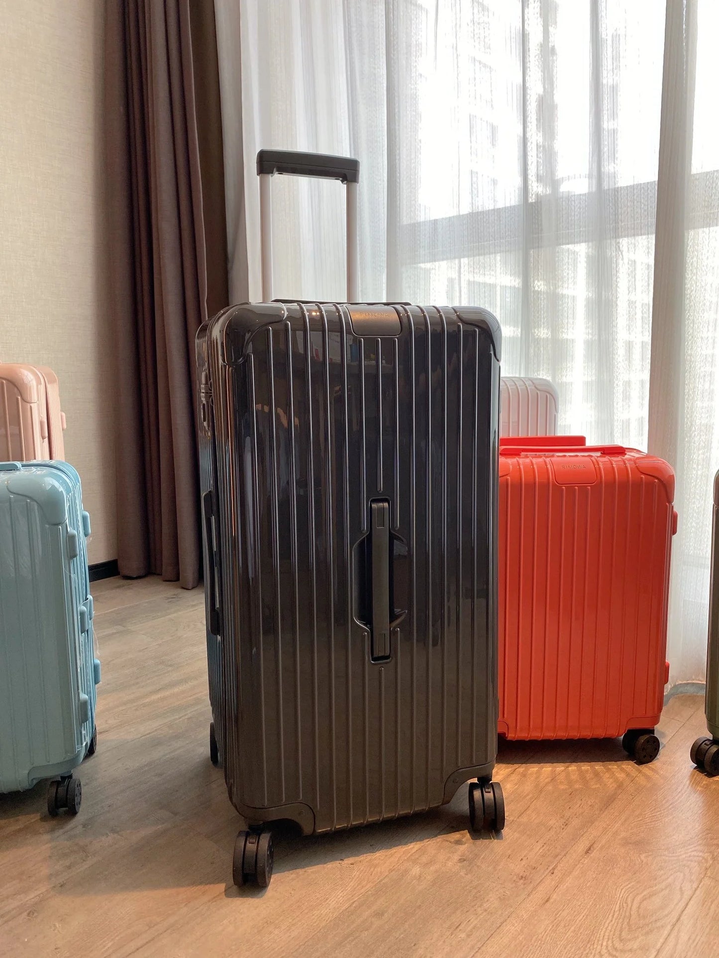 RIMOWA LUGGAGE