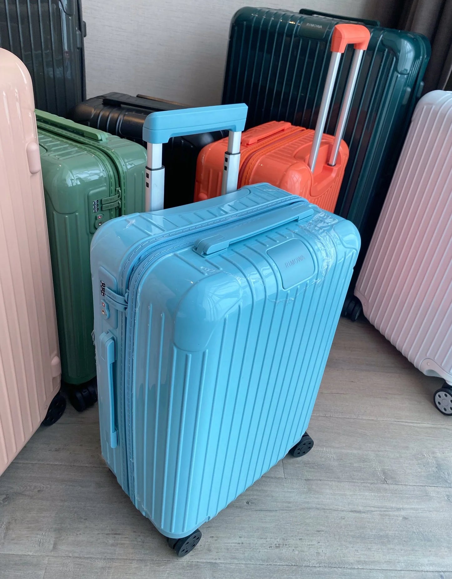 RIMOWA LUGGAGE