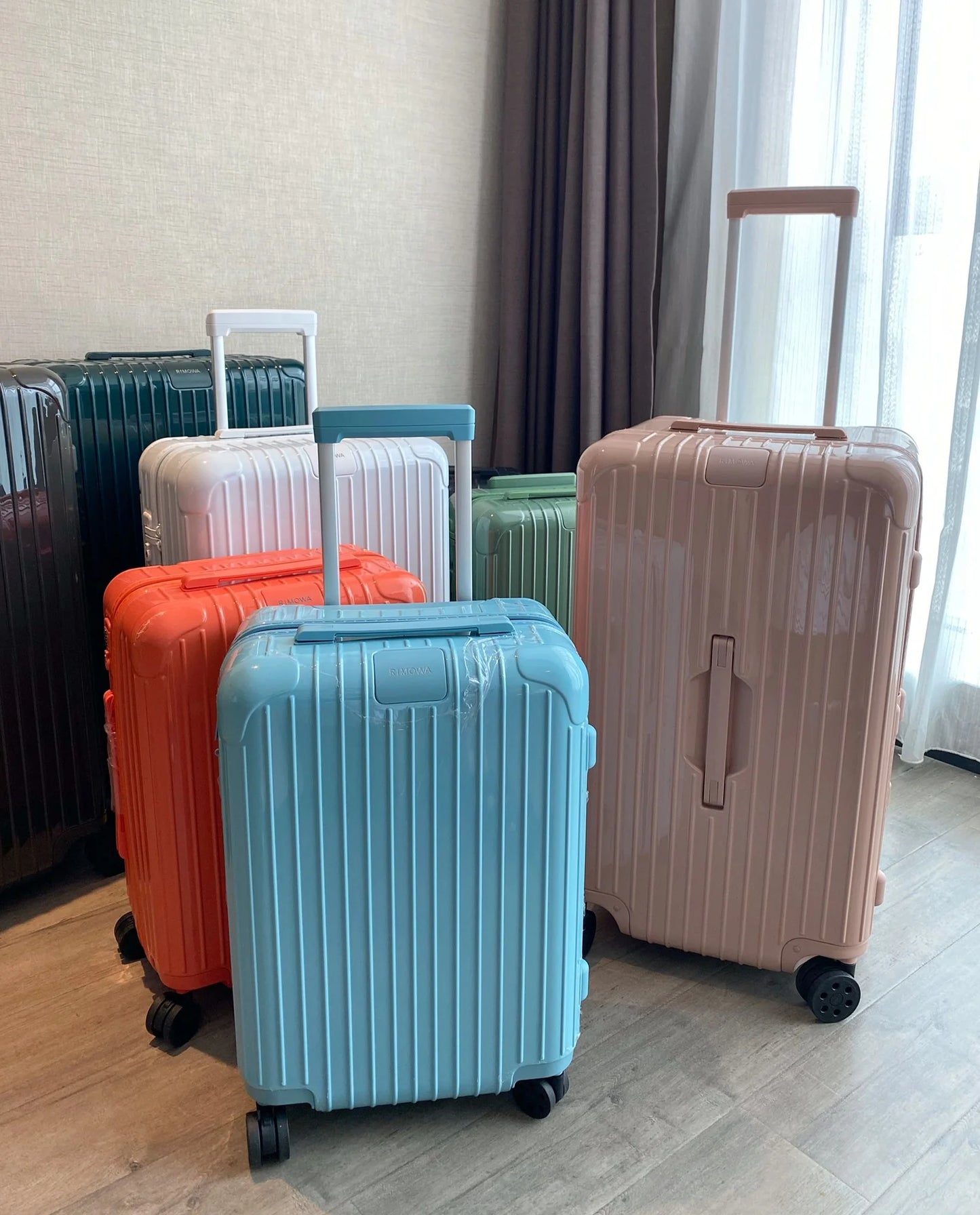 RIMOWA LUGGAGE