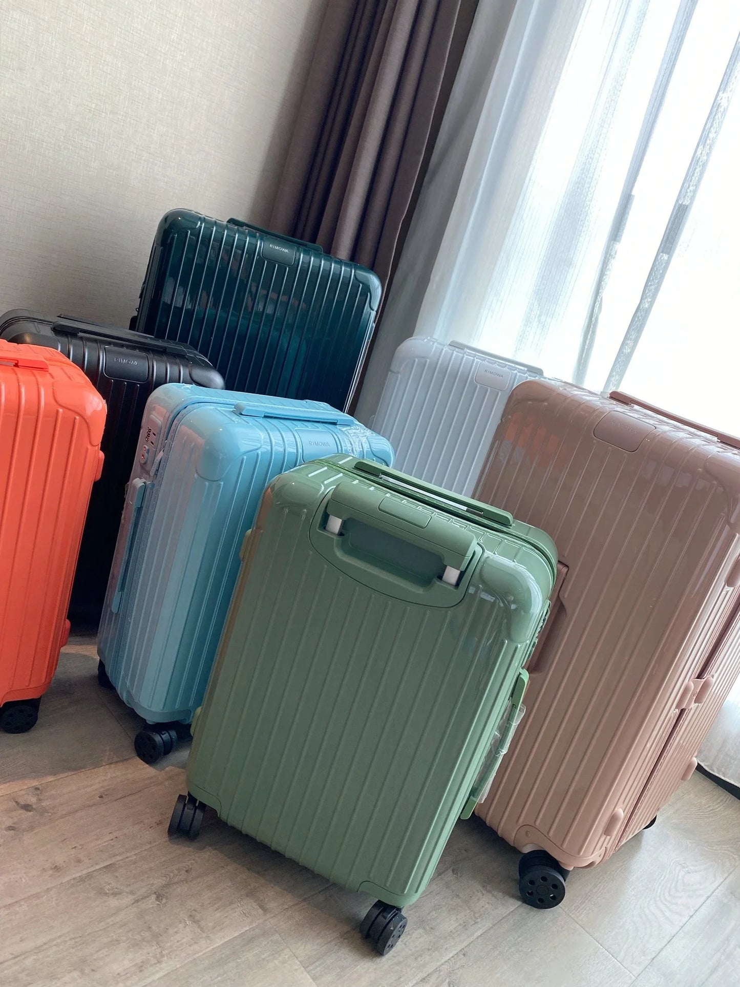 RIMOWA LUGGAGE
