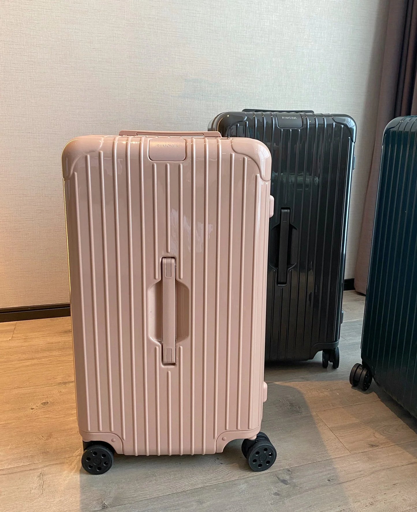 RIMOWA LUGGAGE