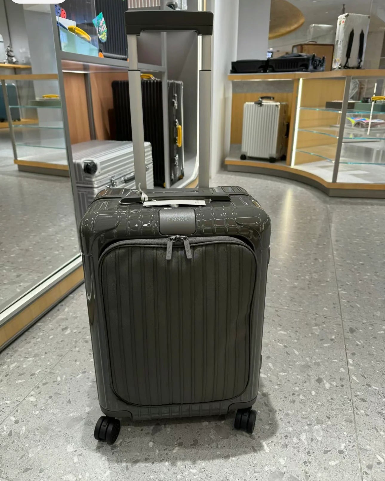 RIMOWA LUGGAGE