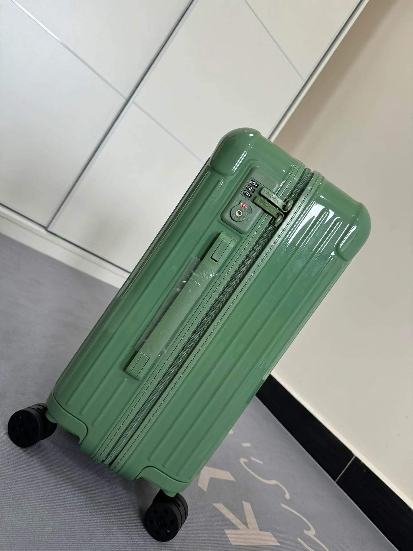 RIMOWA LUGGAGE