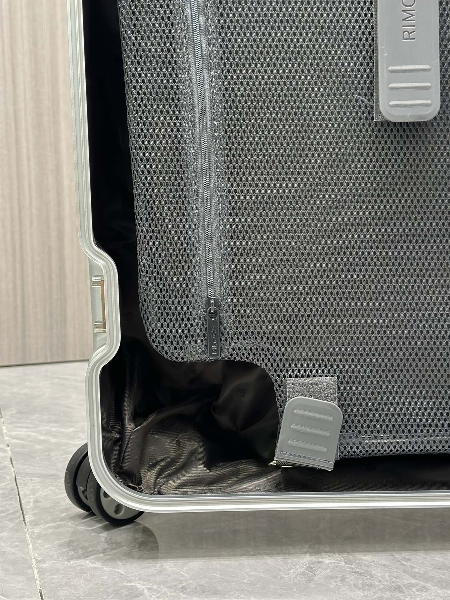 RIMOWA LUGGAGE