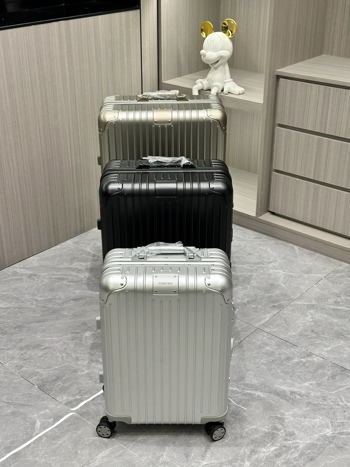 RIMOWA LUGGAGE