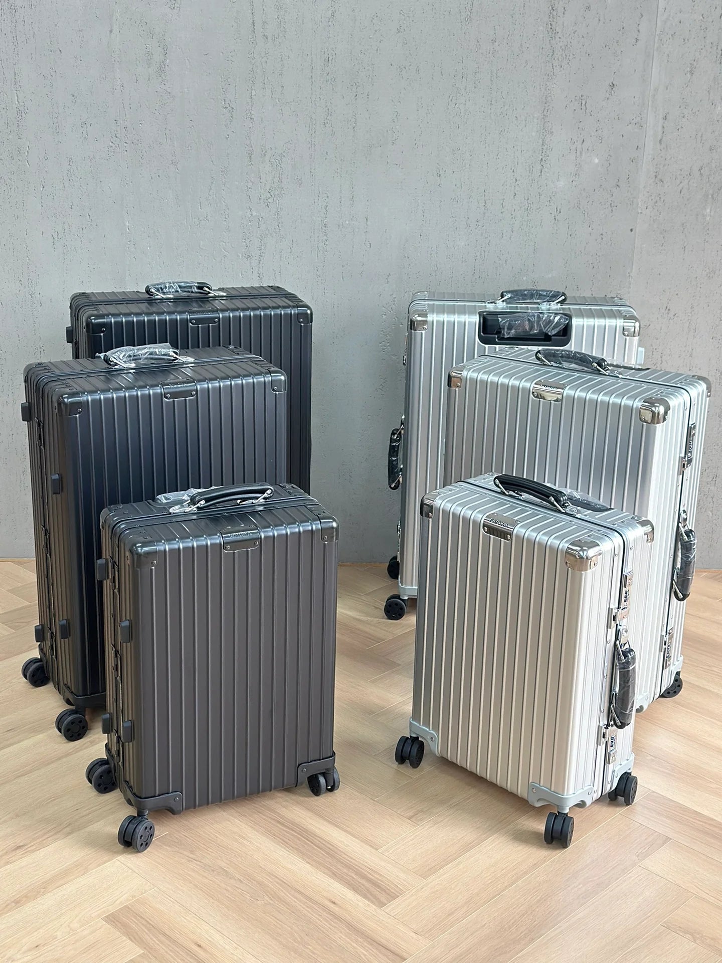 RIMOWA LUGGAGE