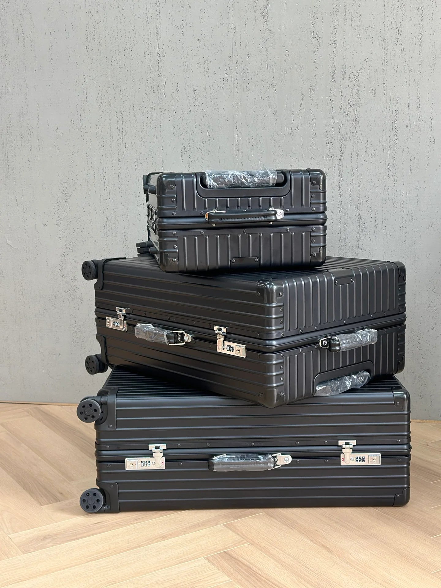 RIMOWA LUGGAGE