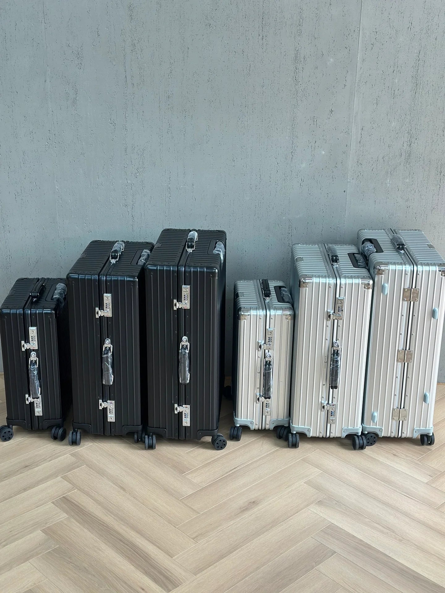 RIMOWA LUGGAGE